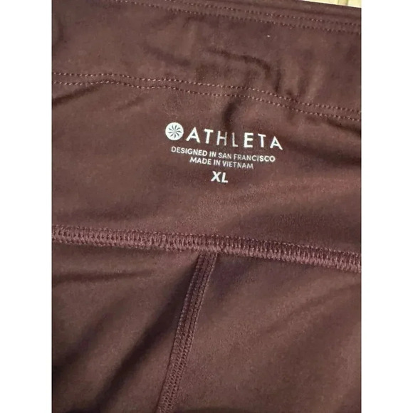 Athleta size XL PLUM CoLOR Cropped Leggings - Picture 4 of 4